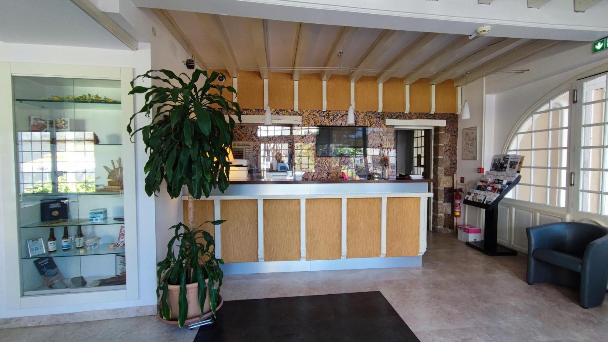 Logis Grand Hotel Pelisson Nontron Luaran gambar
