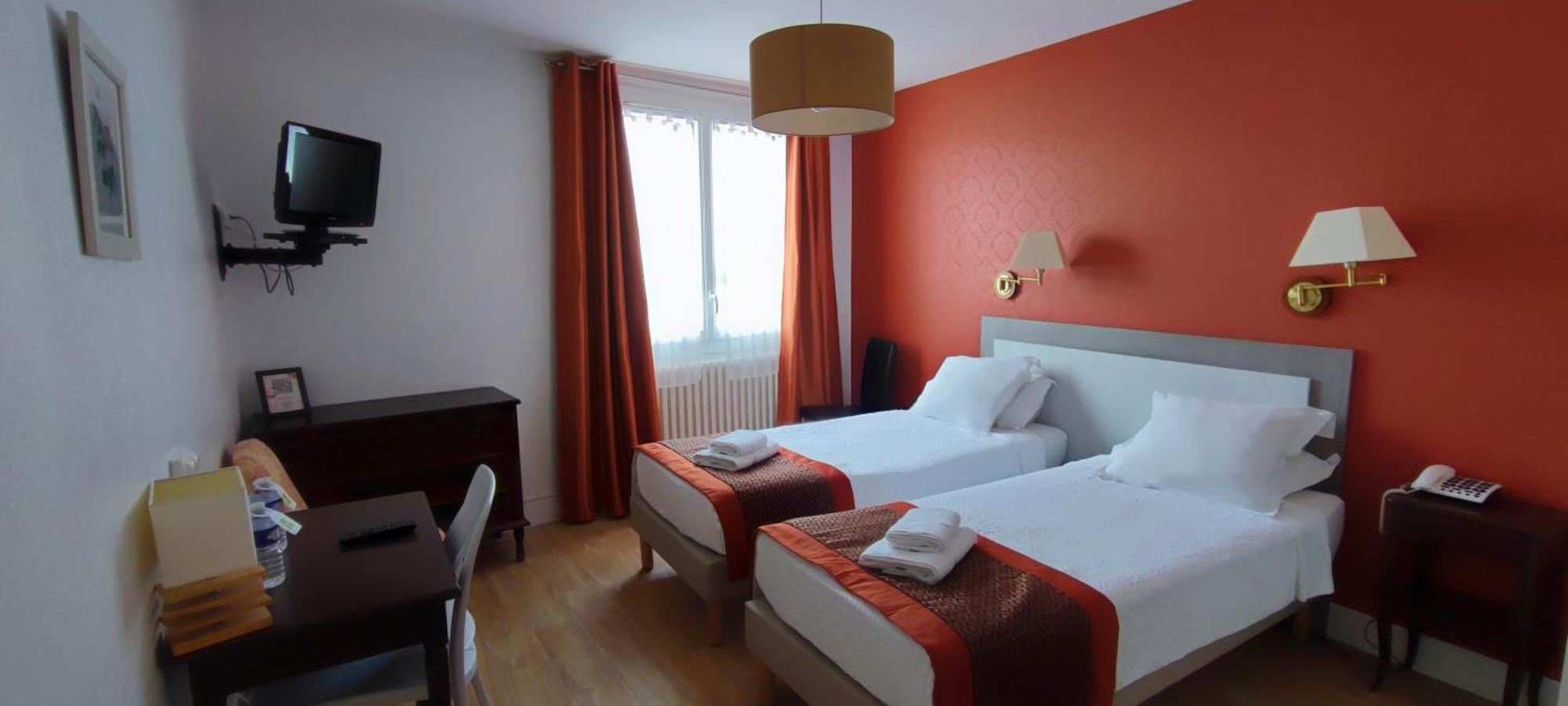 Logis Grand Hotel Pelisson Nontron Luaran gambar