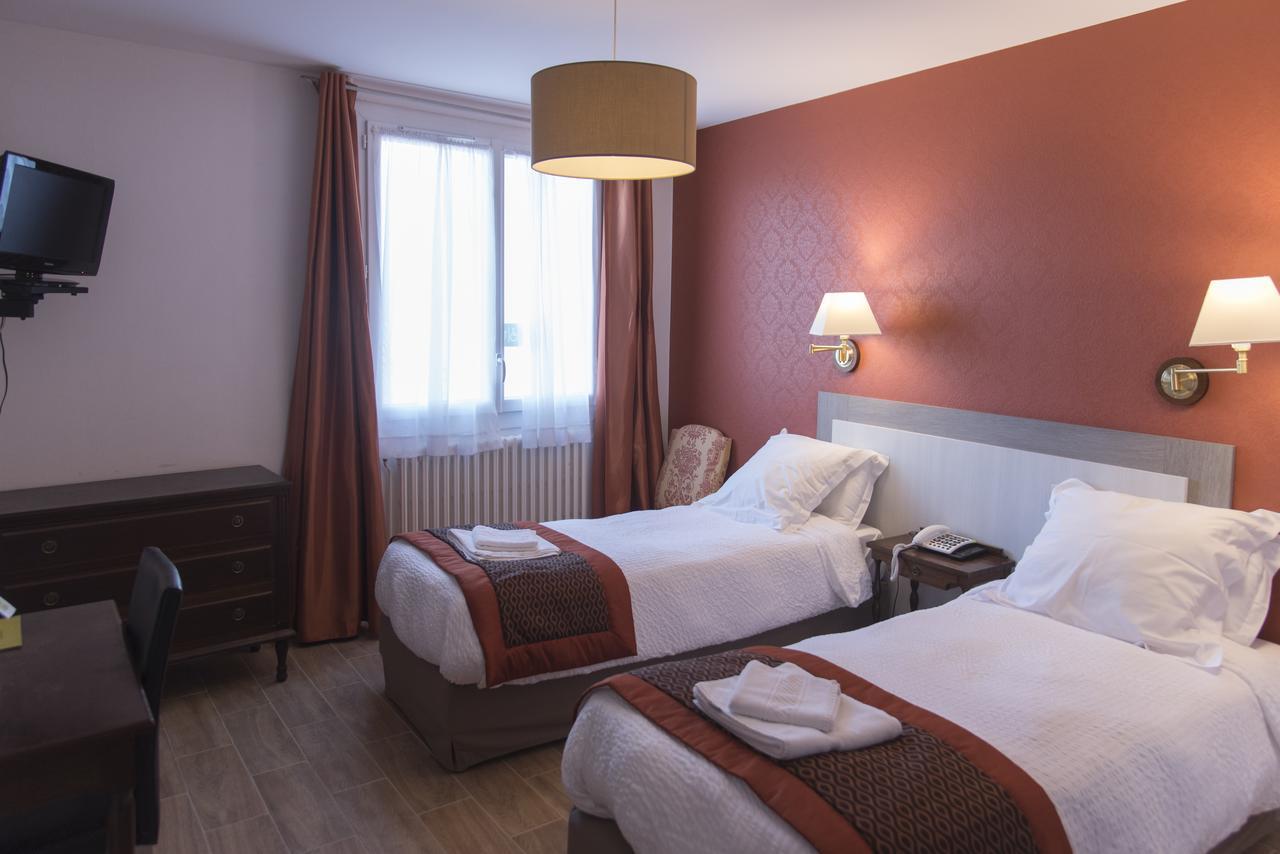 Logis Grand Hotel Pelisson Nontron Luaran gambar