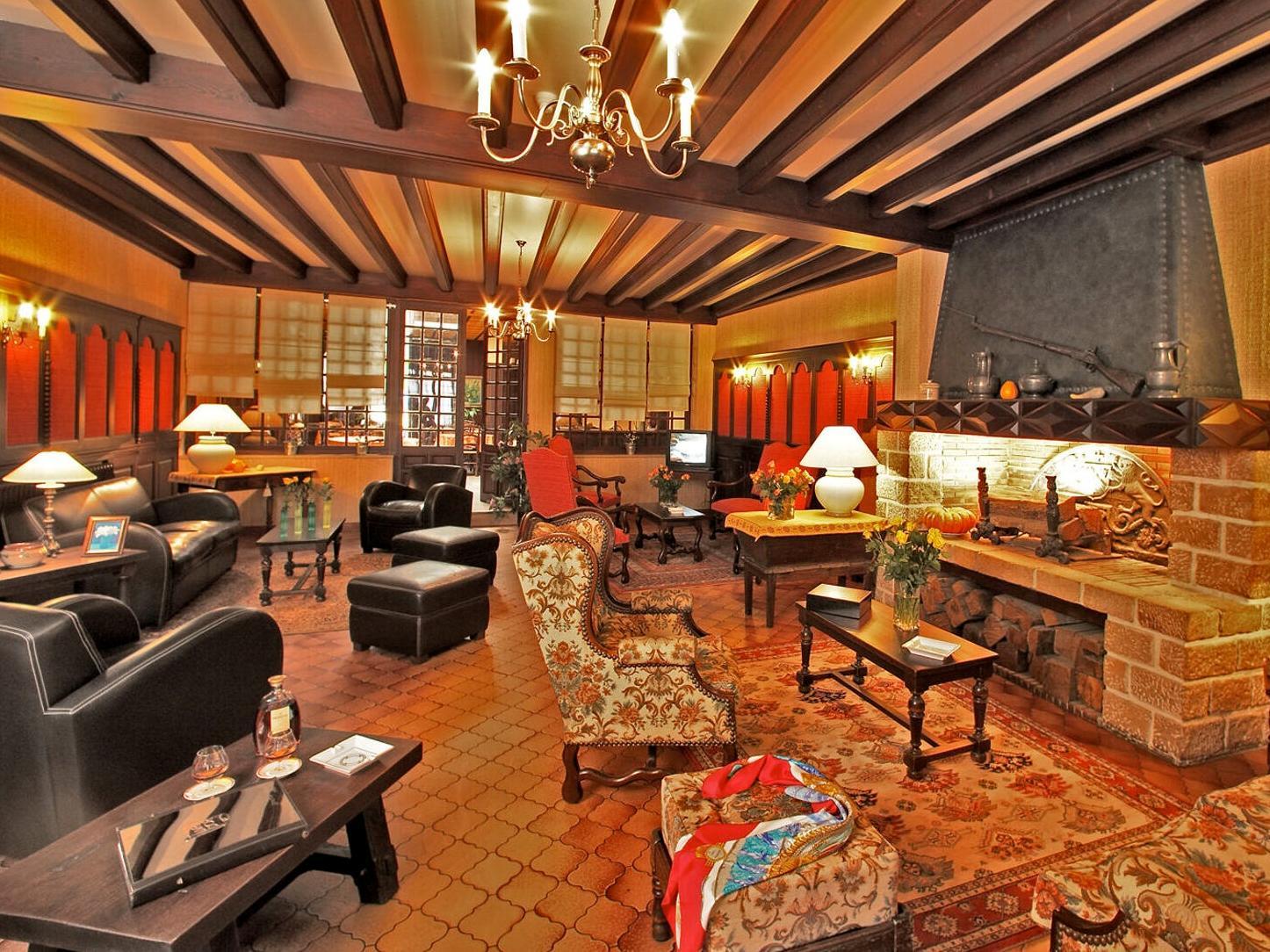 Logis Grand Hotel Pelisson Nontron Luaran gambar