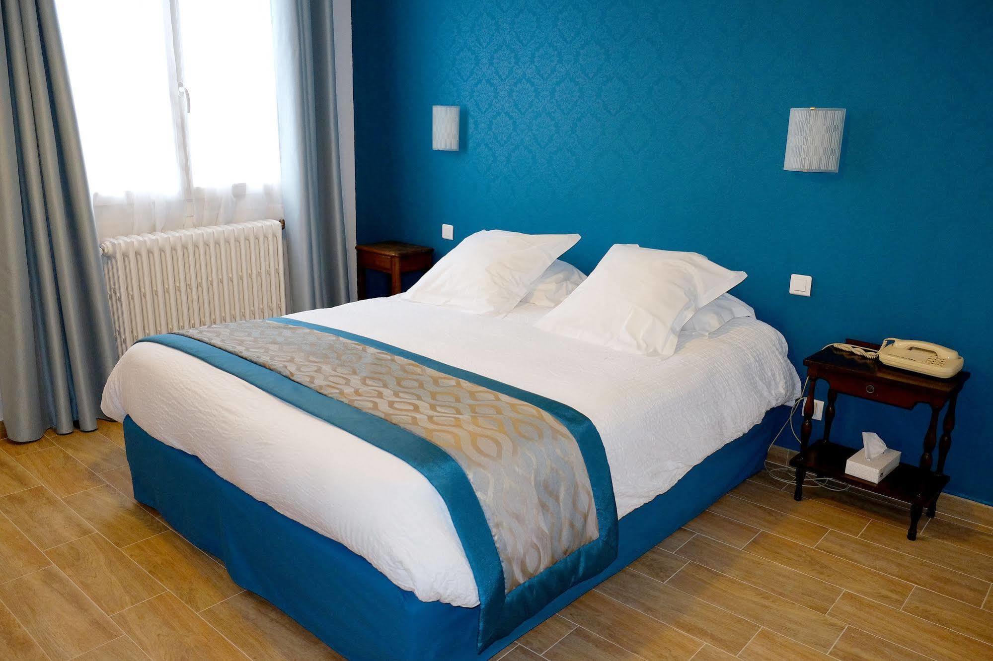 Logis Grand Hotel Pelisson Nontron Luaran gambar